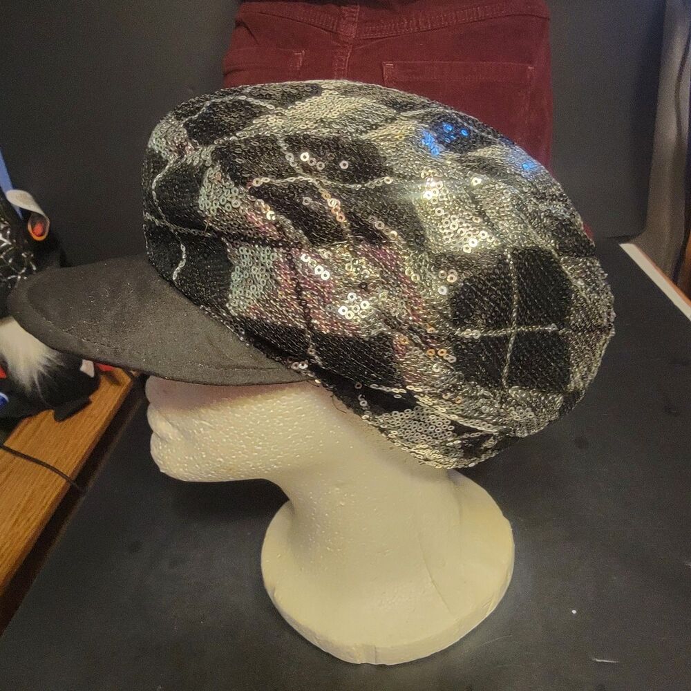 Women's Sequin Argyle Newsboy Cap, Black Gray Silver, One Size